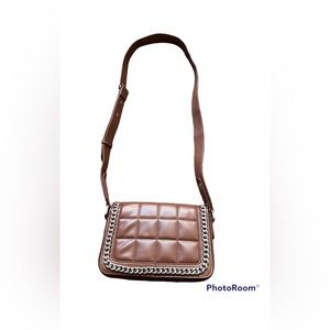 NWOT Small Brown Quilted w/ Chain Crossbody Purse 🤎